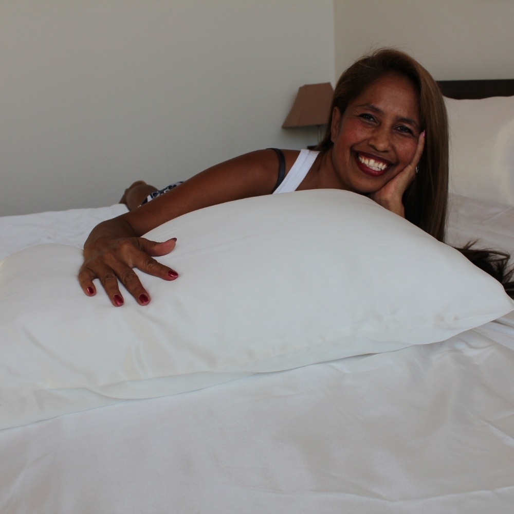 Mulberry Silk White Pillowcase: image 5